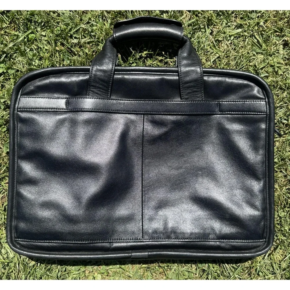 Tumi Black 15